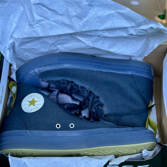 Converse Black High-Top Sneakers Canvas Classic - Picture 3 of 3